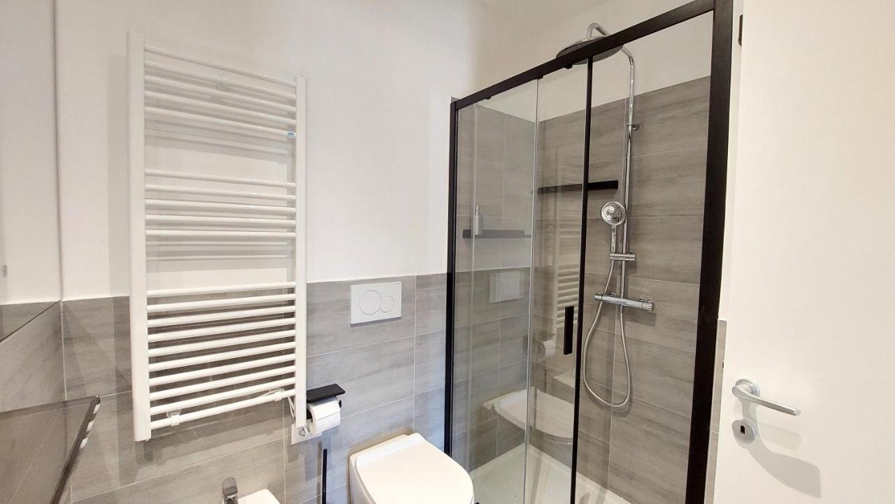 Dimora San Bartolomeo - Design, Panoramic View & Culture Apartment โรม ภายนอก รูปภาพ
